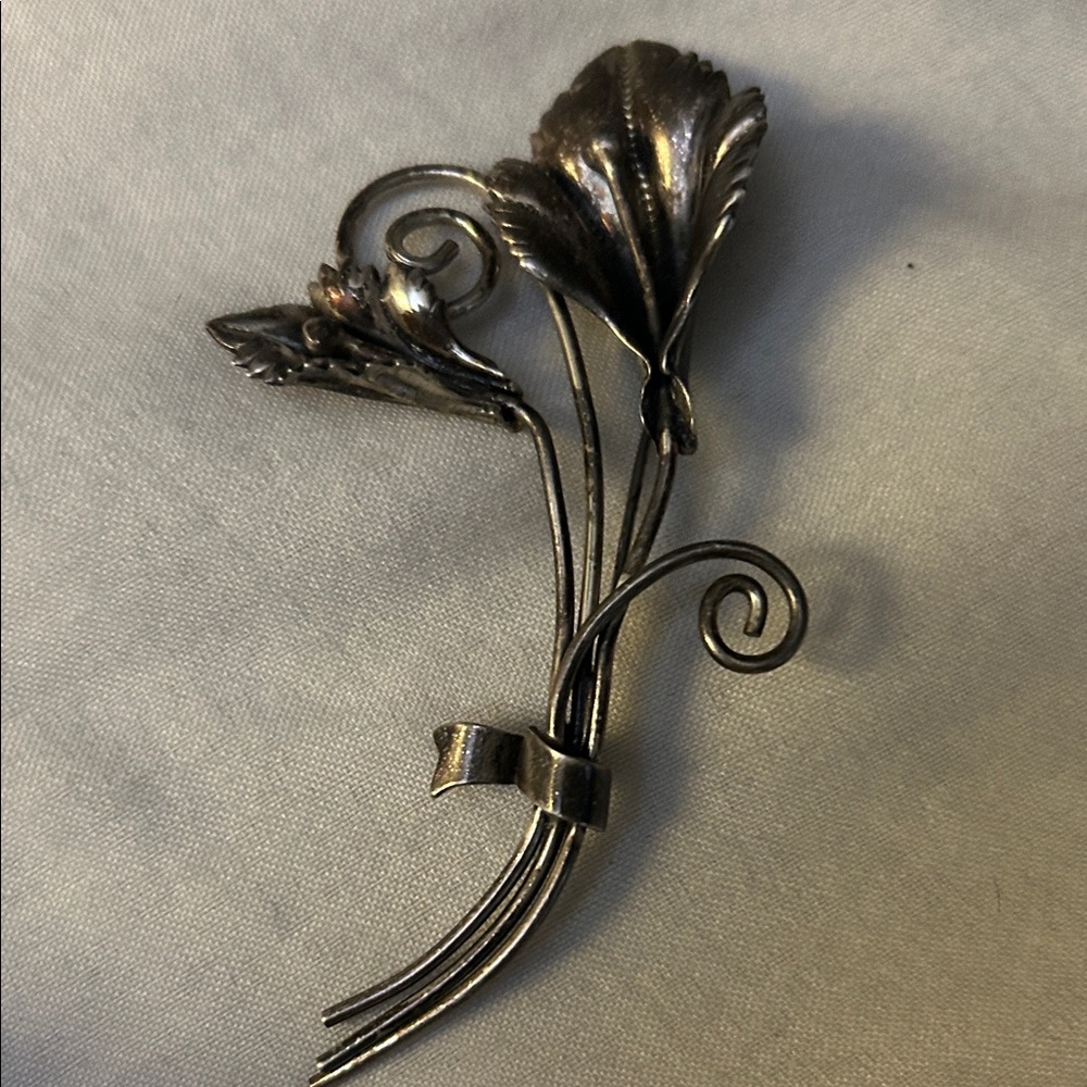 Vintage Silver Floral Brooch